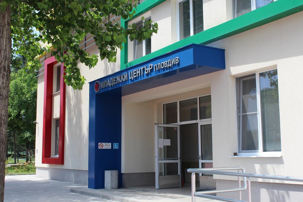 Youth Centre Plovdiv Exteriör bild