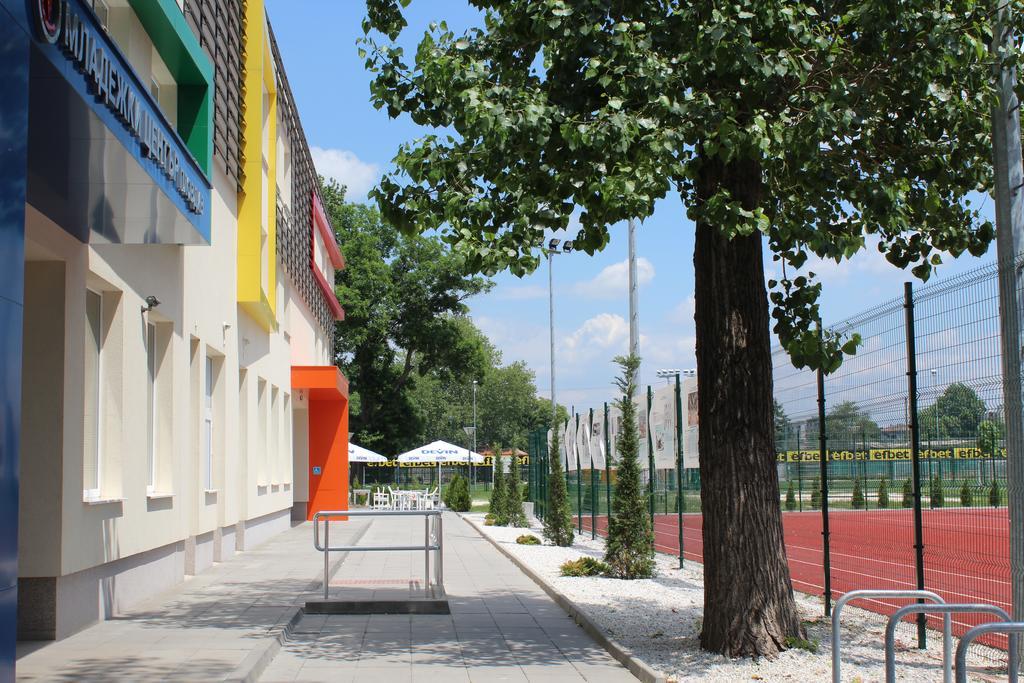 Youth Centre Plovdiv Exteriör bild