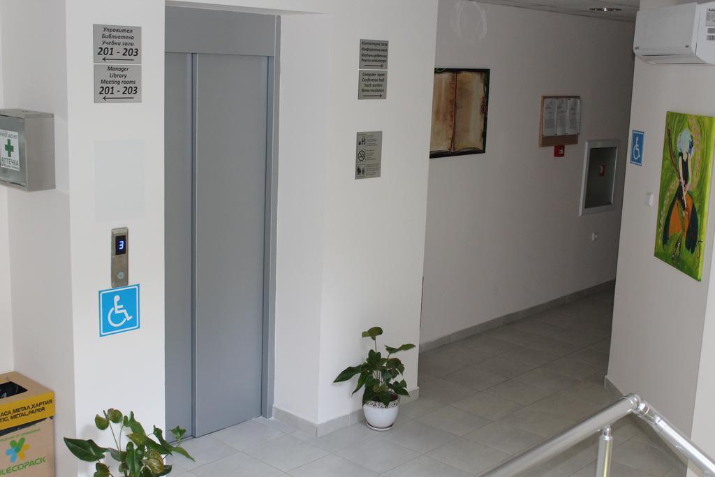 Youth Centre Plovdiv Exteriör bild